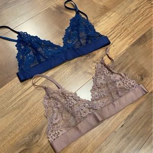 2 lace Bralettes M